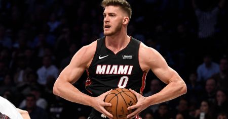 Meyers Leonard has a net worth of $9 million.